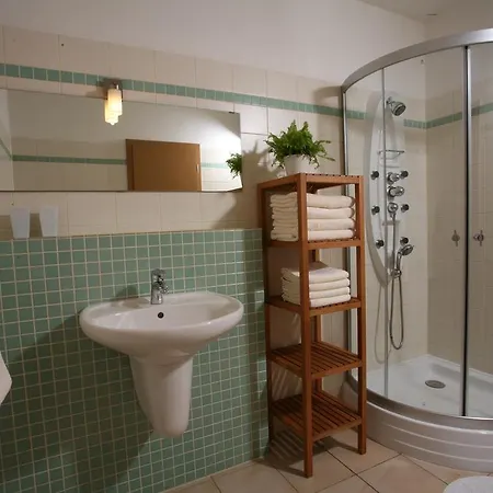 Bara Apartment *